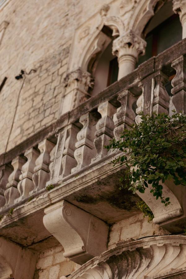 Studio-Appartements Emwey Trogir Exterior foto